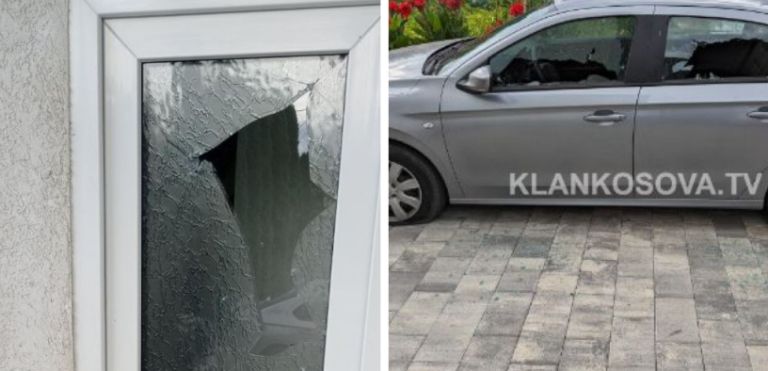 Mitrovicë: Vetura të shkatërruara e dyer të thyera, pamje nga oborri i Bahri Hysenit pasi iu hodh granata në oborrin e shtëpisë