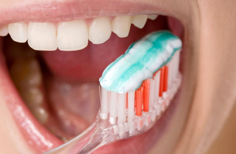 Gabimet që bëni në kujdesin e shëndetit të dhëmbëve