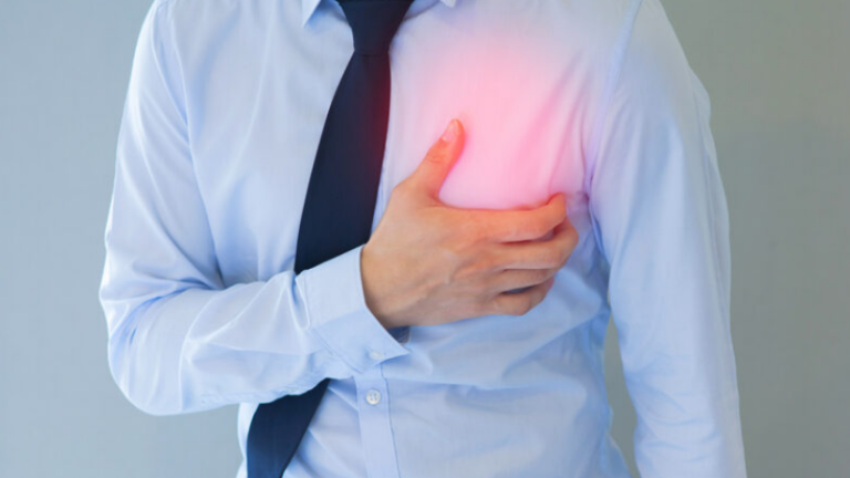 Cilat simptoma sëmundjesh nuk duhet t’i injoroni