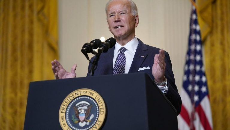 Biden paralajmëron Putinin: Nëse sulmon aleatët tanë në NATO, do të kemi trupat amerikane në Rusi