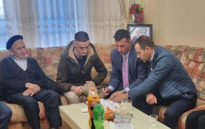 Familjes së Afrim Bunjakut i dhurohen 9.200 dollarë