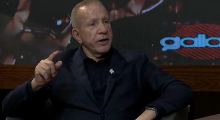 ‘Kam bërë gjëra që nuk është dashtë kurrë t’i bëj’: Për kënd e për çka po flet Behgjet Pacolli?