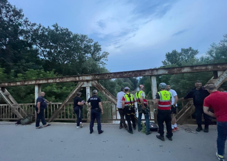 Detaje të reja për trupin e pajetë që u gjet pranë lumit Ibër