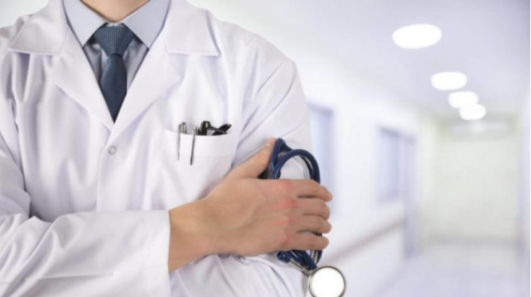 Mjeku tregon përse mosngrënia e mëngjesit nuk përbën shumë rrezik për ju