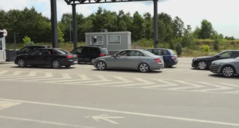 Serbia arreston mërgimtarin në kufi: Thuhet se iu gjet karta e babait veteran të UÇK-së