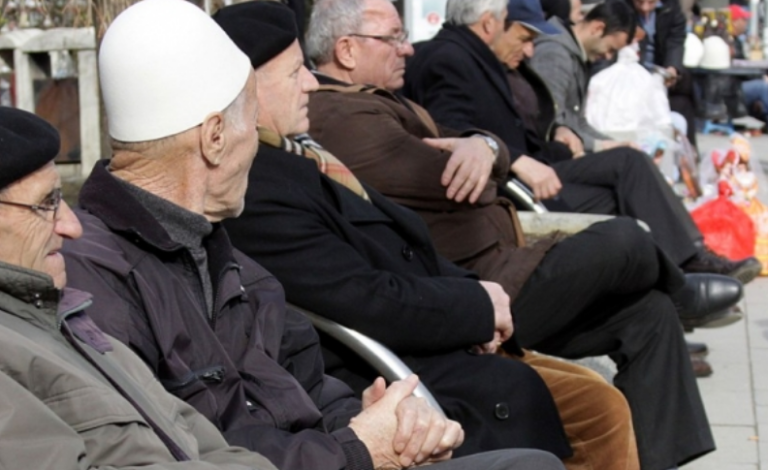 Ministria e Financave del me njoftim për pensionistët që u larguan dhunshëm nga puna në vitet e ’90