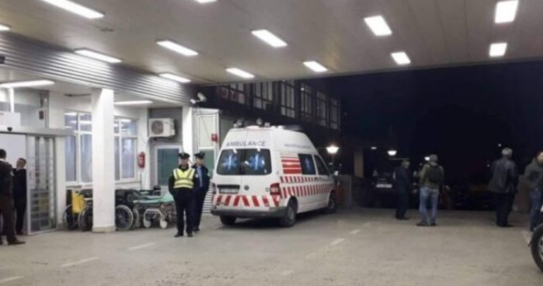 E rëndë: Kosovarja 22 vjeçe lind para kohe në QKUK, dyshohet se u rrah nga burri