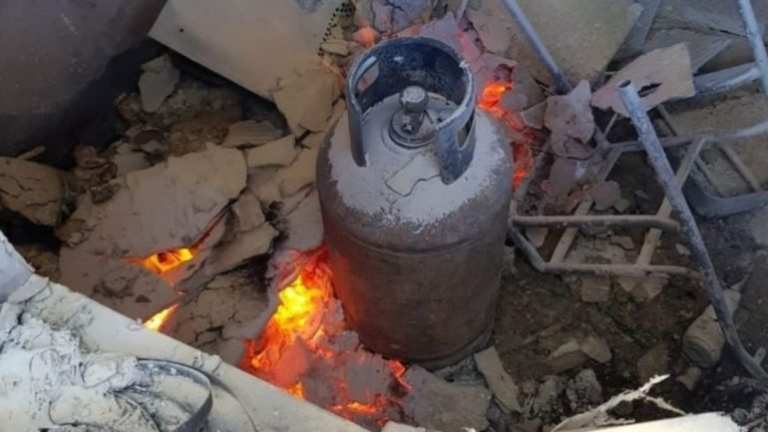Shpërthimi i bombolës së gazit në Kçiq, Policia: Ngjarja ndodhi në bodrum, ka dëme të mëdha materiale