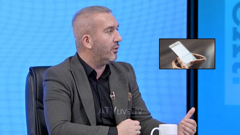 Hamidi tregon një sms live në emision: Jam baba i tre fëmijëve, kam me ikë prej Kosovës se nuk po ia dalë me e mabjtë familjen me pagën që marr