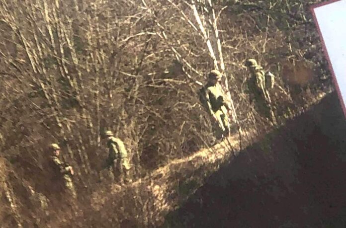 Dyshohet se forca serbe kanë hyrë në territorin e Kosovës, qytetari thotë se ja drejtuan armën
