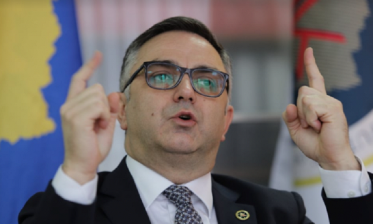 Tahiri i AAK-së: Paga mesatare në sektorin publik duhet të jetë 1 mijë euro