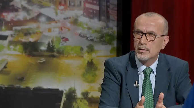 “Skenari i Vjosa Osmanit për ta rrëzuar Kurtin”, sipas Bekim Haxhiut të PDK-së