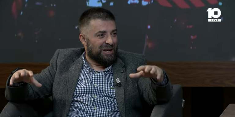 Hoxhë, Enes Goga: Nuk kemi nevojë të kemi “parti me ngjyrime fetare”