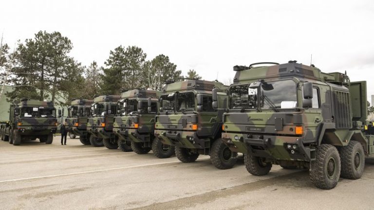 FSK furnizohet me 15 kamionë ushtarakë të prodhimit gjerman