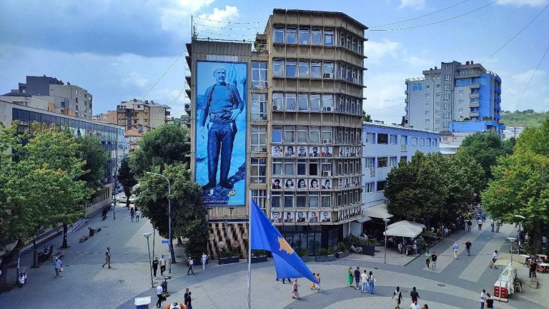 Të miturit përfshihen në rrahje në Mitrovicë – një 15-vjeçar theret me thikë