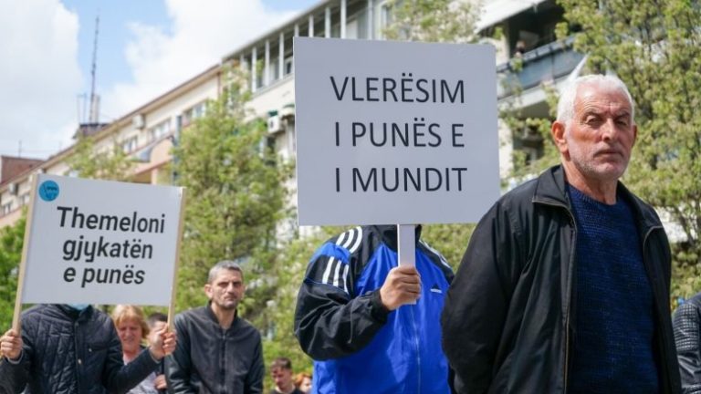 ‘Mbi 150 mijë punëtorë kanë ikur nga Kosova nga 1 janari deri më tani’