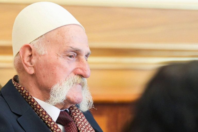 Rifat Jashari me mesazh të fuqishëm nga Prekazi: Të jemi sa më të bashkuar, siç e do shqiptaria