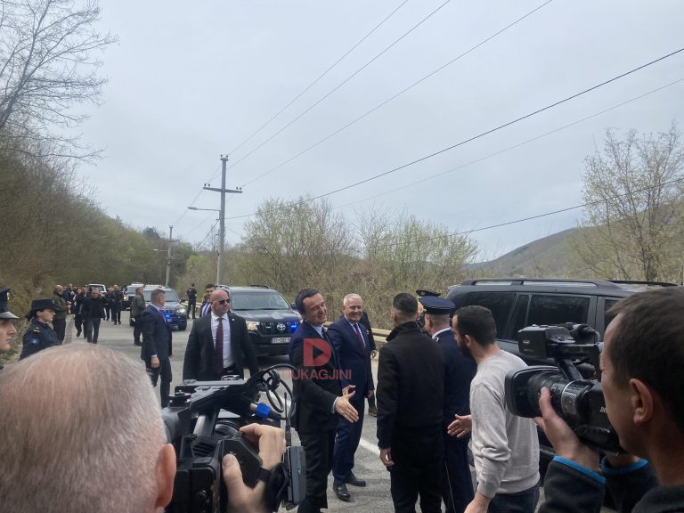 Kurti në veri, viziton vendin ku u vra polici Enver Zymeri