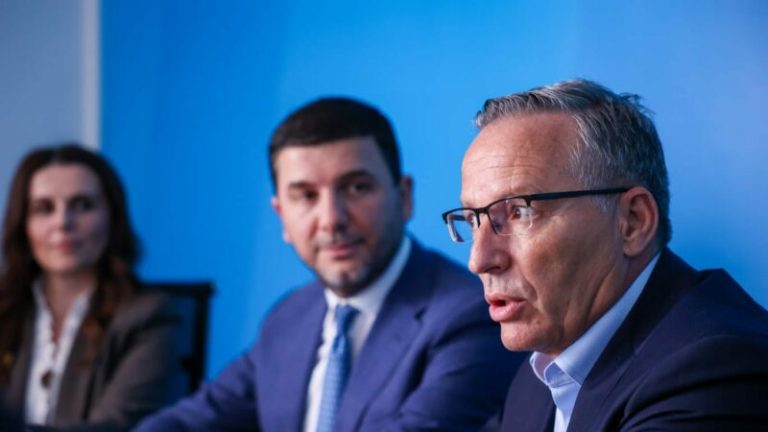 Krasniqi: Me Hamzën kryeministër do ta kthejmë normalitetin, vendi nuk mund të pres më
