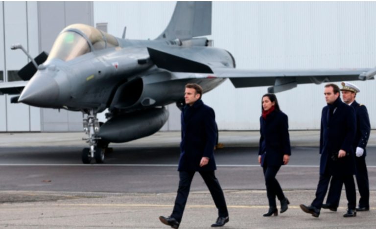 Vuçiqi e bëri të kryer, Franca e “bllokon” shitjen e avionëve luftarakë Rafale për Serbinë