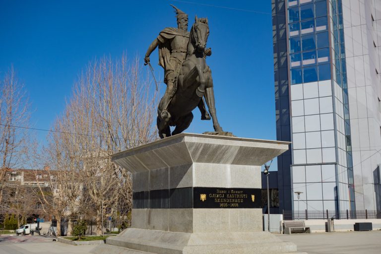 Më 6 maj manifestim për nder të ditëlindjes së Skënderbeut, marshon edhe FSK-ja