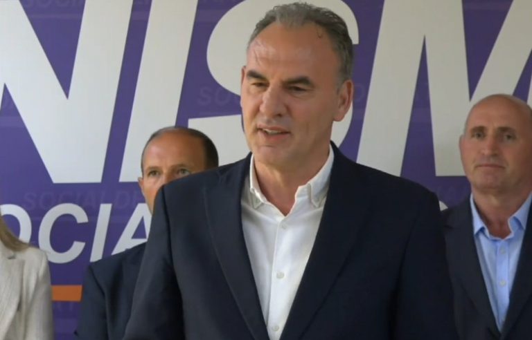 Limaj thirrje deputetëve: Shkarkojeni Qeverinë Kurti