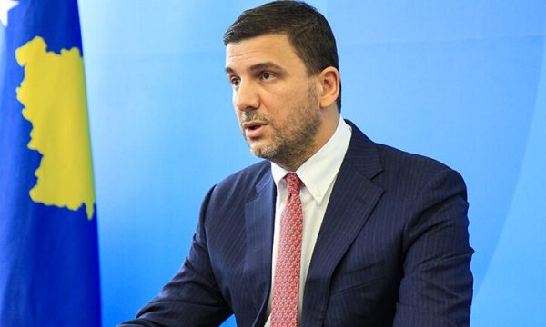 Krasniqi thotë se PDK s’ka vija të kuqe për partitë politike: Me to i ofendojmë votuesit, mund të jenë familjarë tonë