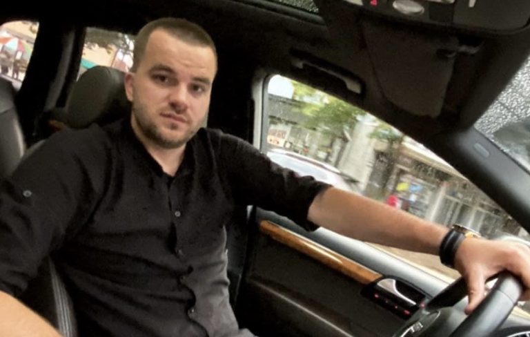 E dhimbshme: Ky është i riu që humbi jetën tragjikisht në aksidentin me motor në Mitrovicë