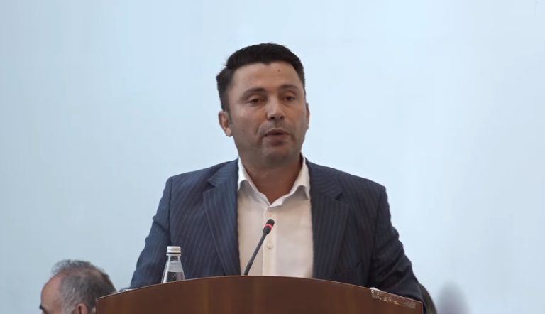 Rrustemi, VV: Tentativa e politikanëve për të mbrojtur pasuritë e pajustifikueshme do të dështojë, po e mashtrojnë veten