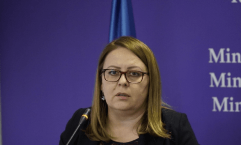 Rritja e shtesave për fëmijët, Bajrami: Skemë për blerje të votave, mos u mashtroni