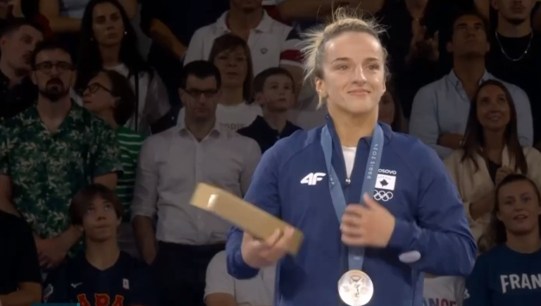Kjo është shuma me të cilën do të shpërblehet Distria Krasniqi për medaljen e argjendtë olimpike