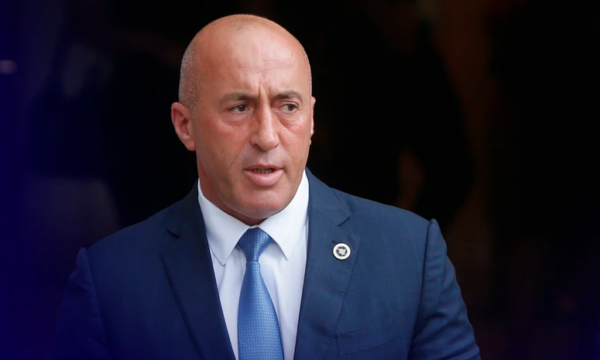 Haradinaj liston “arritjet historike” të Qeverisë: Sansione nga BE e SHBA, tenderë njëburimorë, asnjë njohje, asnjë anëtarësim