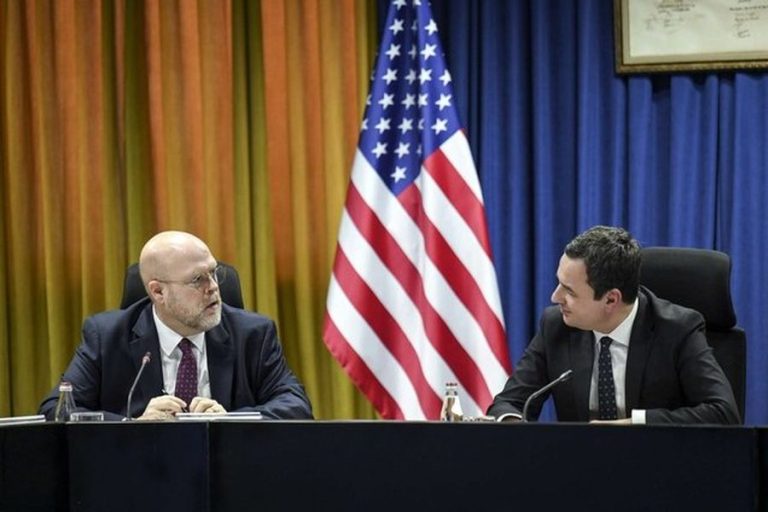 Hovenier: Përkushtimi i SHBA-së ndaj Kosovës i hekurt, nuk është sekret që ka shqetësime me disa politika të Kurtit
