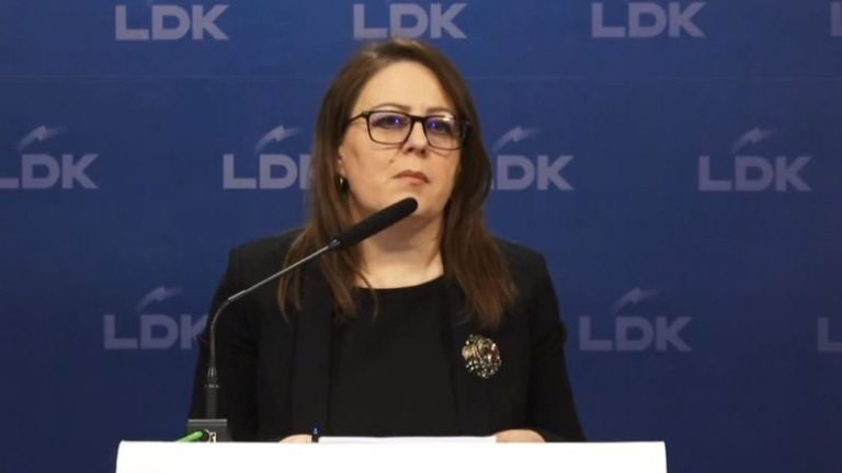 Bajrami: Murati s’arriti t’i numërojë as 4 projekte të realizuara me 654 mln euro, këto janë arsyet pse Qeveria i ikë përballjes me LDK-në