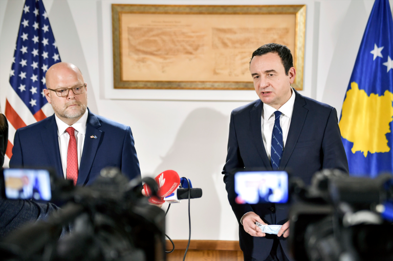 Hovenieri ia bën të qartë Kurtit: Nuk e përkrahim hapjen e urës së Ibrit