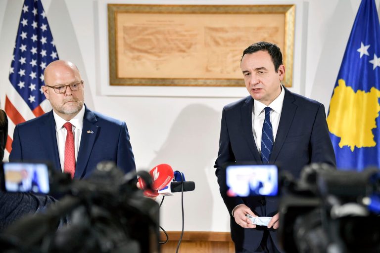 “Shqetësohemi kah po shkon kjo”, Hovenier: Jemi sfiduar nga kryeministri dhe qeveria e tij