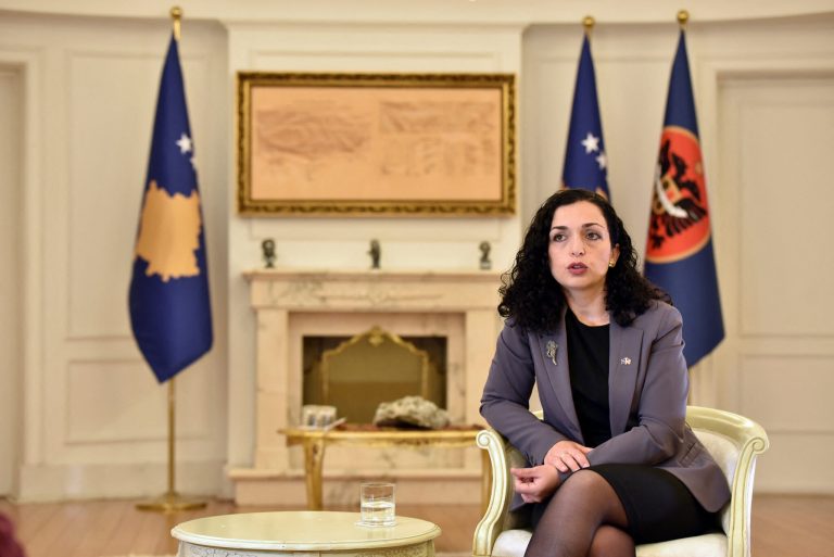 Presidentes Osmani i shkojnë 469 kërkesa nga të burgosurit, s’e falë asnjë