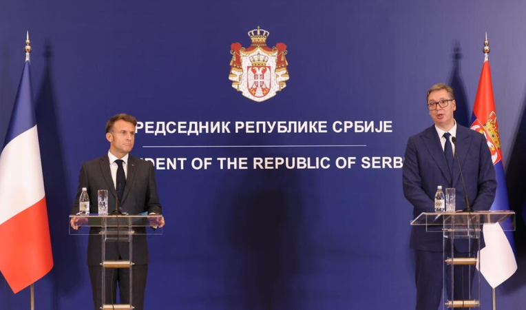 Macron nga Beogradi: Veprimet e njëanshme të Kosovës s’janë sinjale të mira