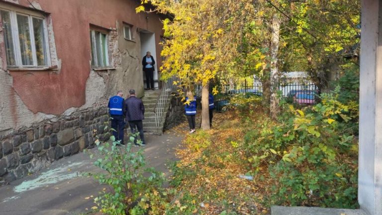 Policia tregon çka u gjet gjatë kontrollit në komunën paralele për Skenderajn në veri