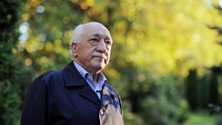 Raportohet se ka vdekur kleriku i famshëm turk, Fetullah Gylen