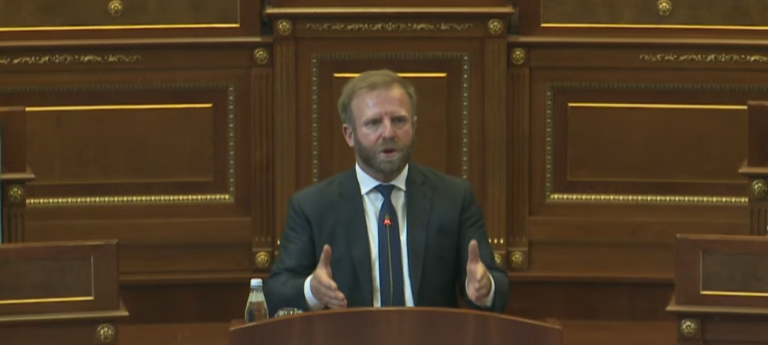 Haki Abazi: Deputetëve të VV-së iu është dhënë urdhër që sot të mos vijnë në seancë, vetëm në komunizëm ndodh kështu