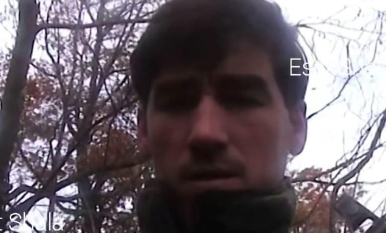 “Me emër të Zotit, veç mos u mërzitni”: Video e rrallë, Kadri Veseli me ushtarët e UÇK-së kur ishin të rrethuar nga serbët