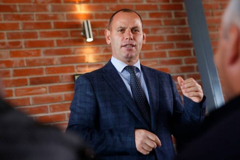Lladrovci pas tensioneve mes kryetarëve të komunave: Ishalla s’e çon Zoti dikë me më shty ose godit sepse nuk e dimë ku përfundojmë