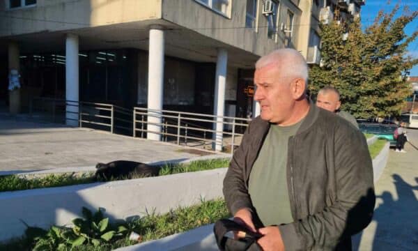 Sveçla në Veri, gazetarët serbë e pyesin pse ke ardhur, kjo është përgjigja e tij