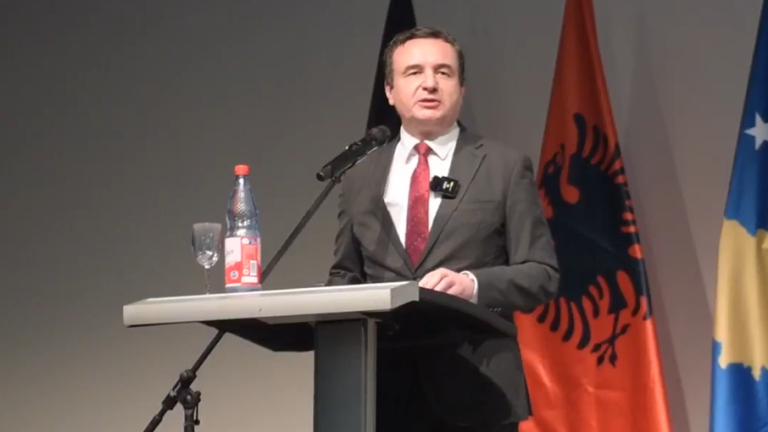 Kurti u thotë mërgimtarëve në Frankfurt: Patriotët e punëtorët më të mëdhenj janë në diasporë