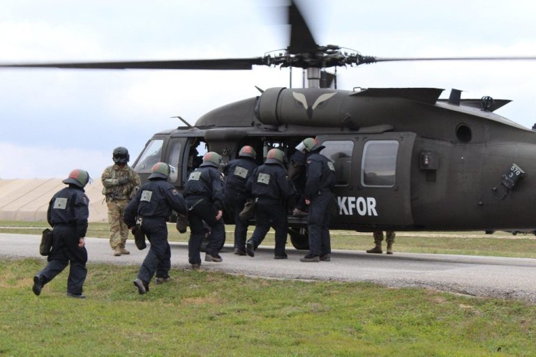 FSK-ja kryen stërvitje me ushtarët amerikanë dhe gjermanë të KFOR-it