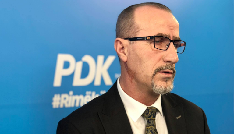 Haxhiu: Kurti ia shtron tepihun e kuq kryeministrit maqedon, që arreston ish-luftëtarët e UÇK-së