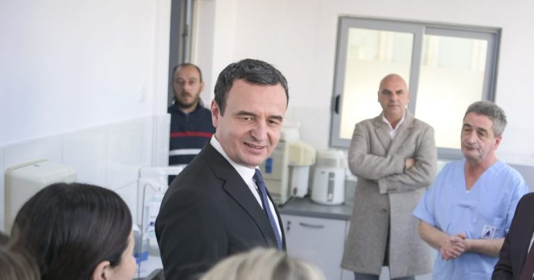 Ndërtimi i dy klinikave të reja, Kurti: Qytetarët s’do të kenë nevojë të shkojnë më për shërim jashtë shtetit