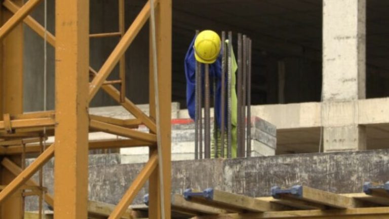 Vdekja tragjike e zyrtarit të FSK-së, Prokuroria e Prishtinës: Dyshohet se viktima ka rënë nga kati i 11-të i ndërtesës