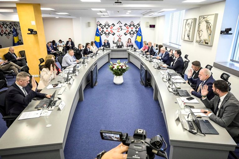 Qeveria miraton ndryshimet në Ligjin kundër shpëlarjes së parave